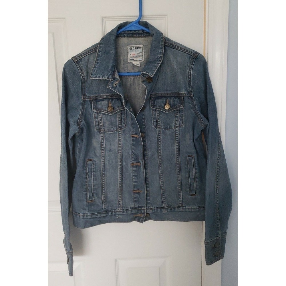 Old Navy Womans ‎ Denim Jacket Size Medium. 4 Pocket Blue